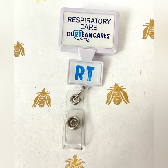 RESPIRATORY THERAPIST Blue Retractable Reel ID Badge Reel Stocking Stuffer - Picture 1 of 2